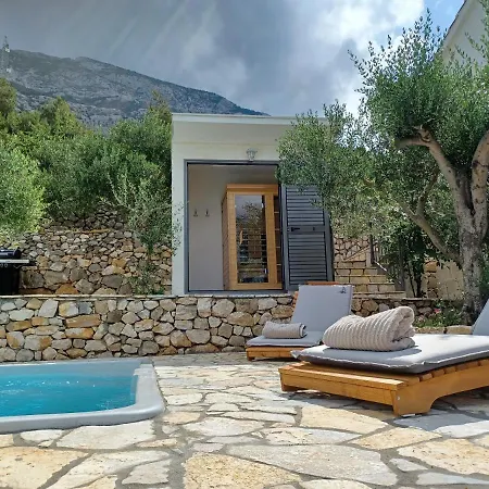 Olive Stone House *