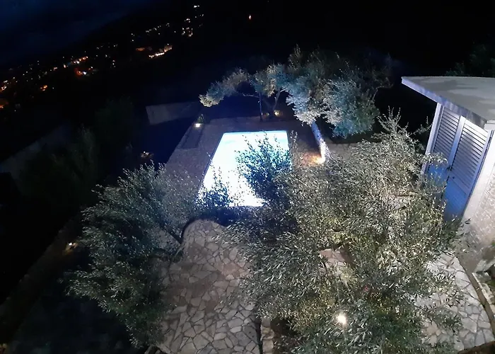 Olive Stone House Vila *