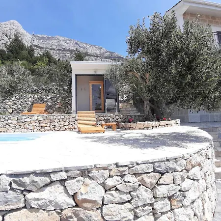 Olive Stone House فيلة *