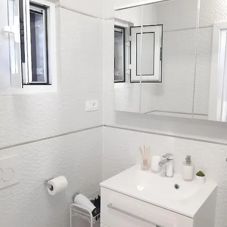 빌라 Olive Stone House 마카르스카