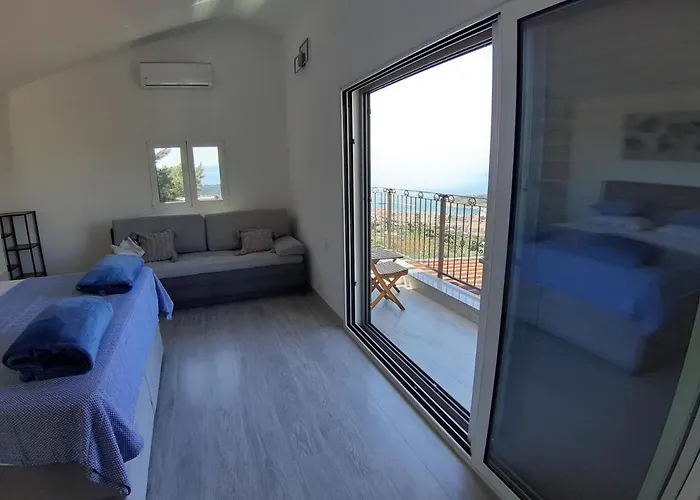 Olive Stone House Вилла