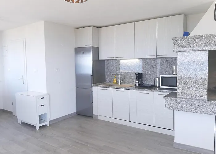 Olive Stone House Вилла Макарска