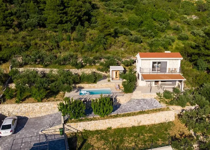 Вилла Olive Stone House