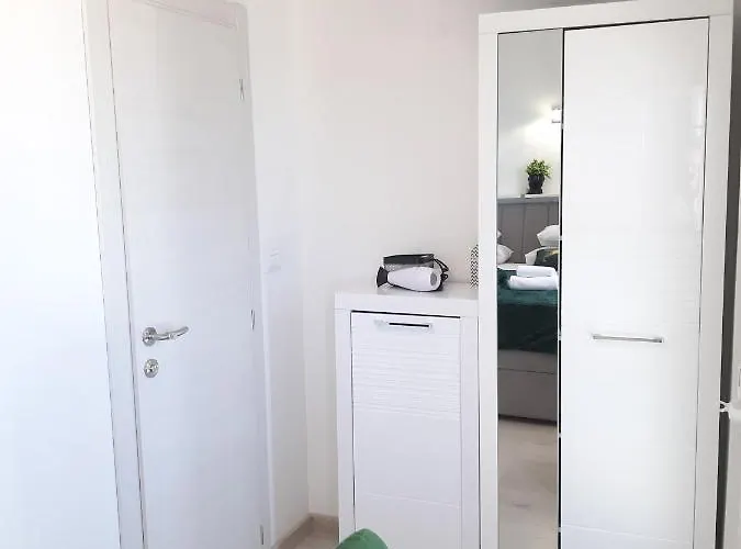Olive Stone House * Макарска